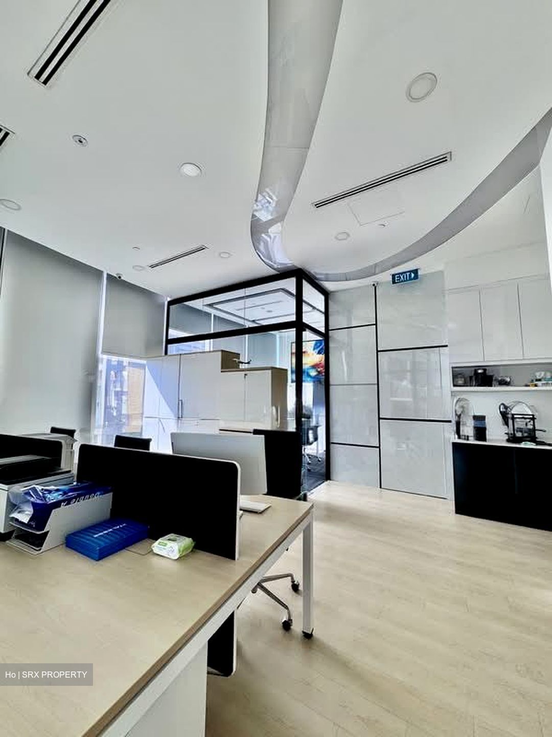 Oxley Tower (D1), Office #531646801